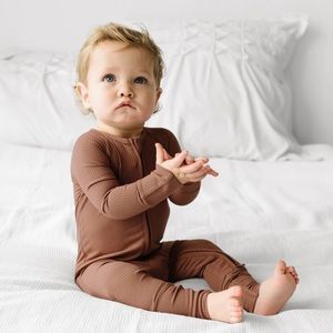 🤎LS Ribbed Caramel Zippy🤎